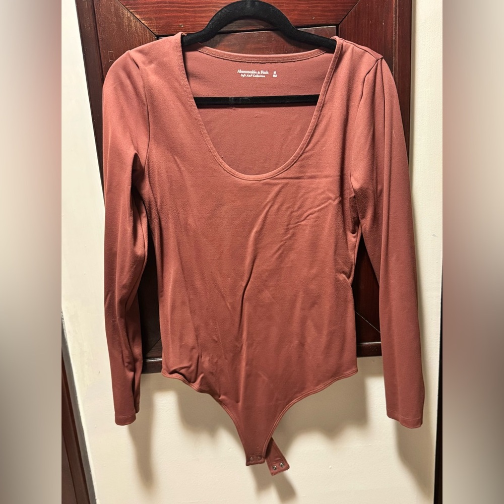 Abercrombie Seamless Fabric Scoopneck Bodysuit, Medium